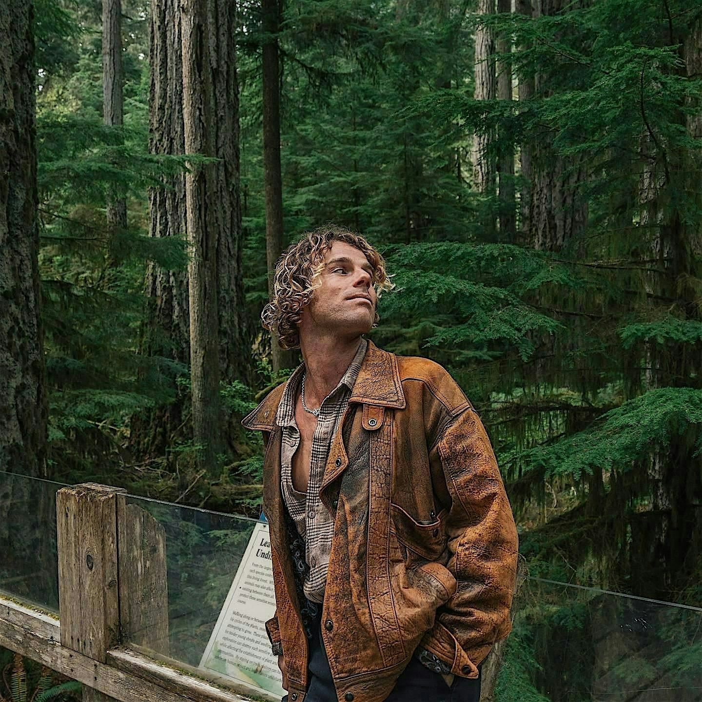 Kim Churchill with special guest Mia Kelly