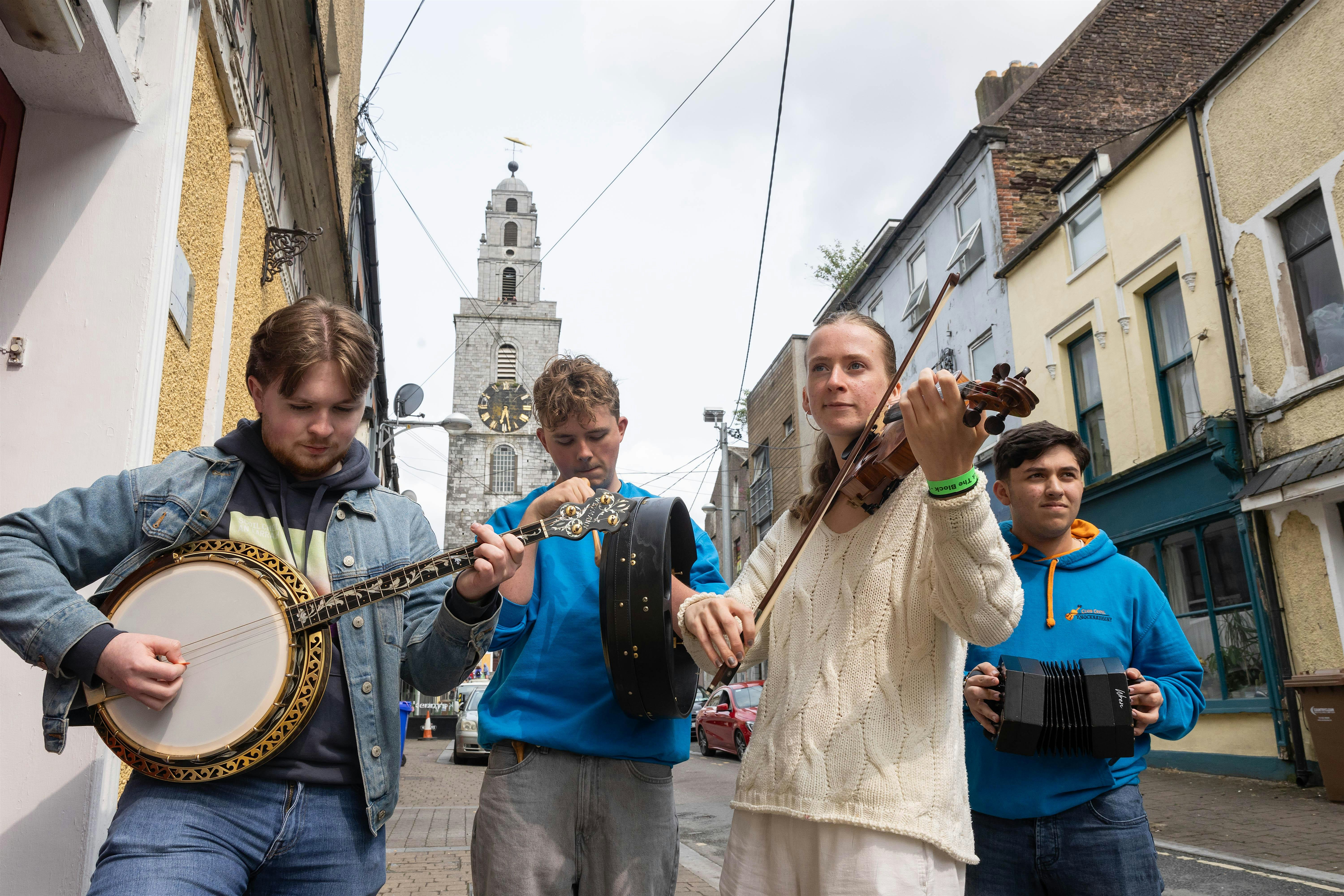 Open, youth traditional music session