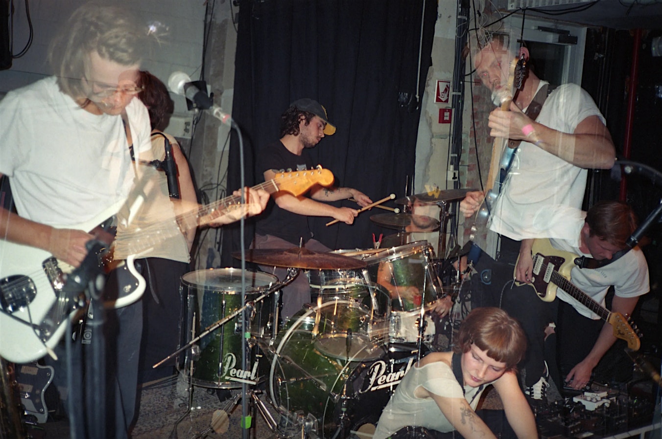 Swells • art rock  • Missy Sippy